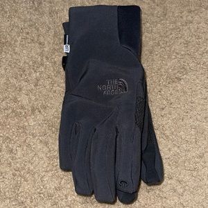 North face gloves with fingertip touch!